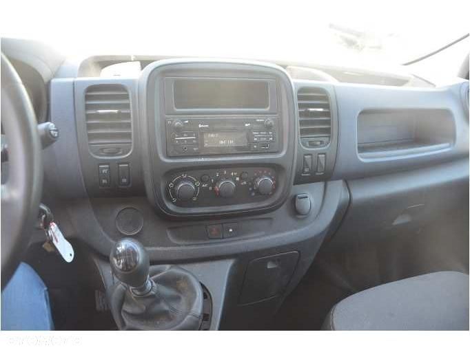 Opel Vivaro - 8
