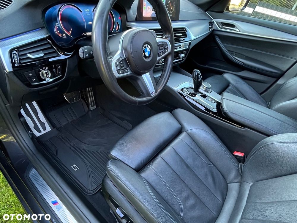 BMW Seria 5 520d M Sport - 19