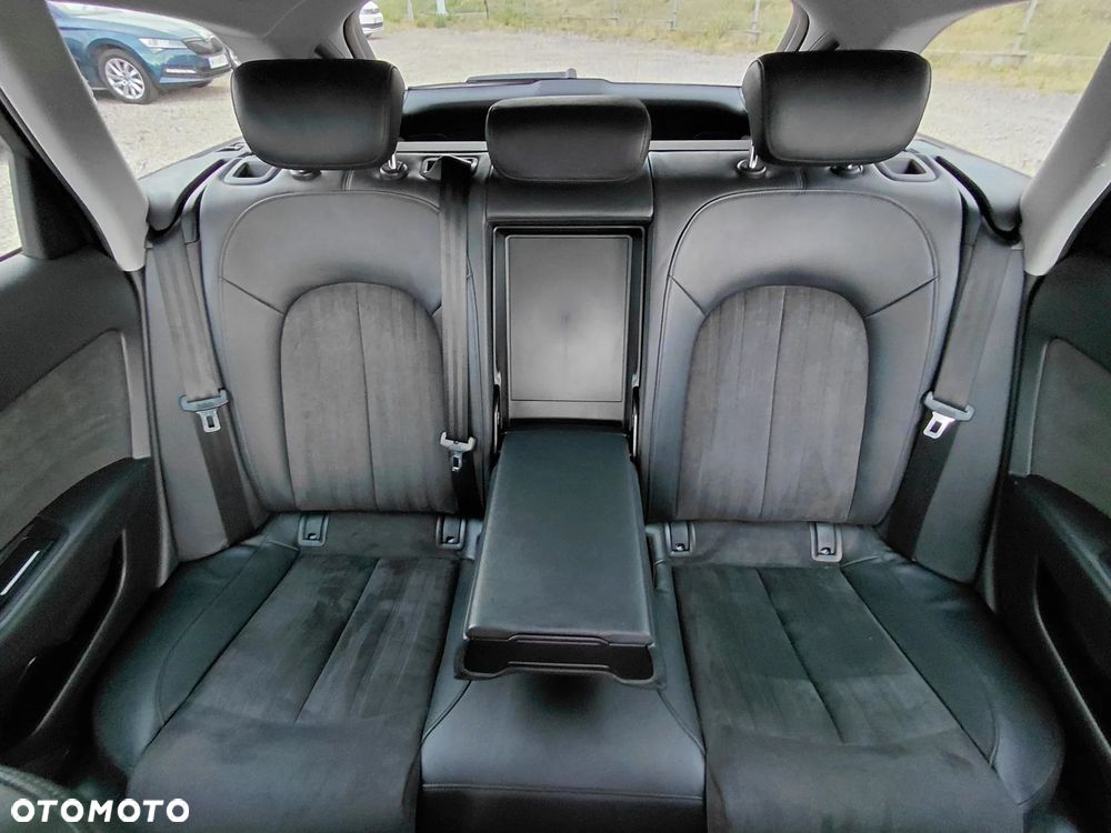 Audi A6 Avant 2.0 TDI Quattro S tronic - 23