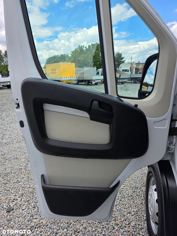 Fiat DUCATO 2,3 MJT 150 KONNY KONTENER 4,2M WINDA KLIMA KAMERA MAX 16 KOŁA 264TKM PRZEBIEGU GWARANCJA - 15