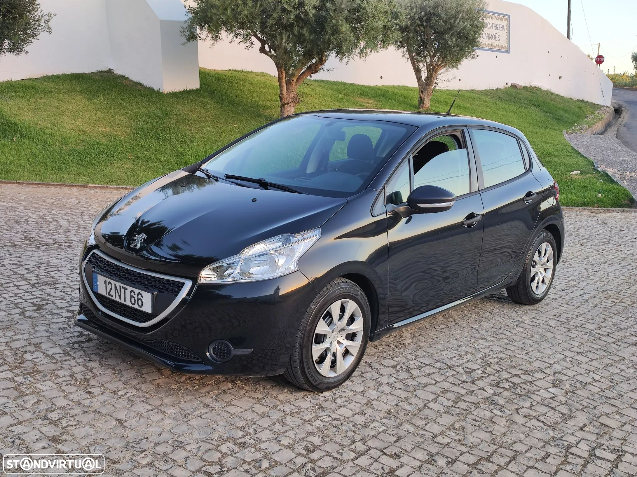 Peugeot 208 1.4 HDi Access - 1