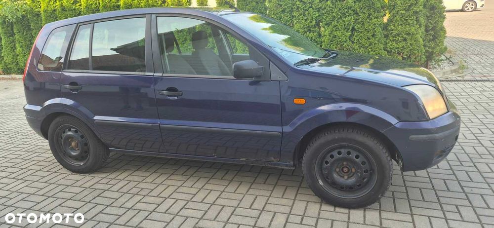 Ford Fusion - 3