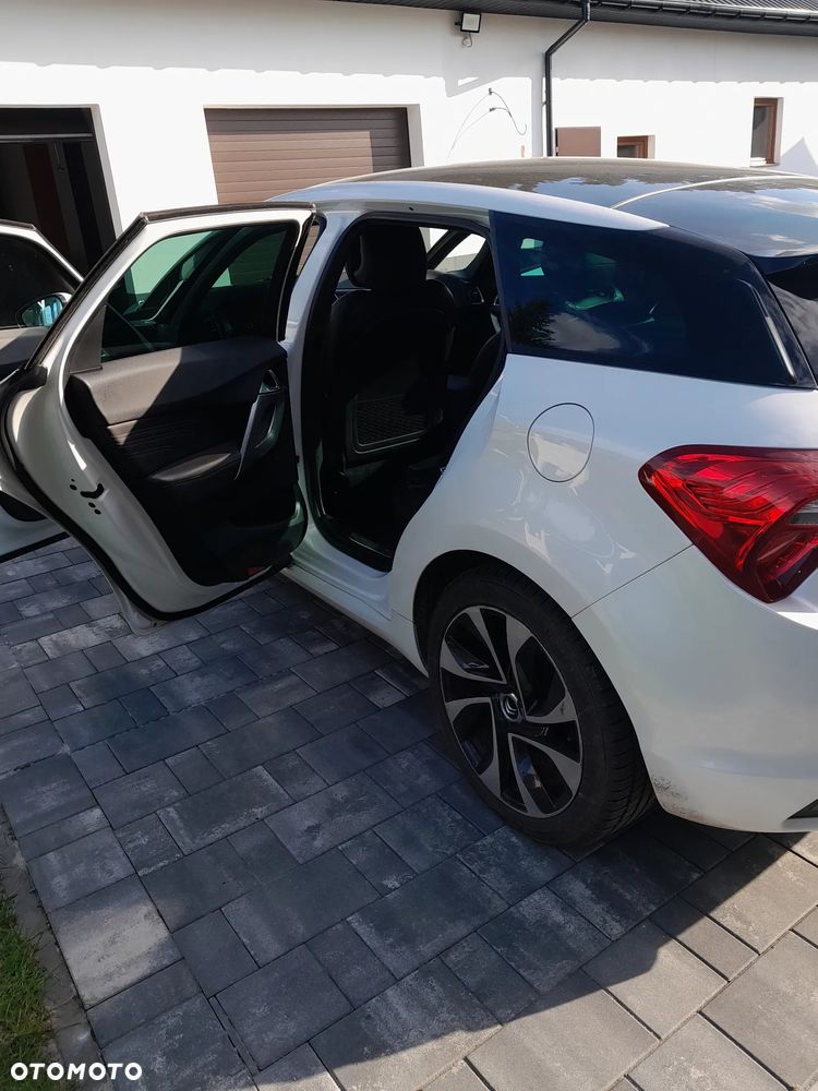 Citroën DS5 2.0 HDi Hybrid4 SportChic MCP - 10