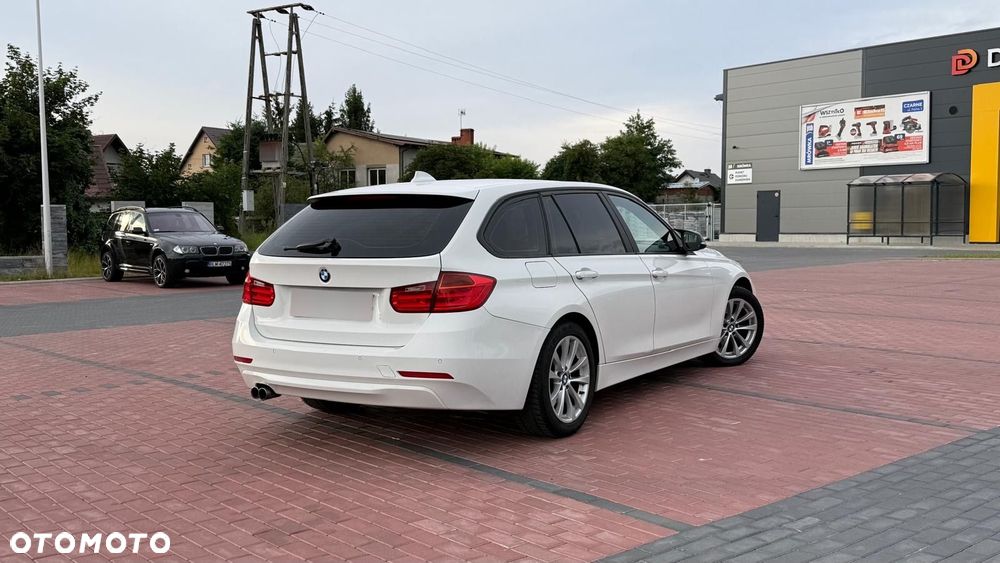 BMW Seria 3 325d - 6