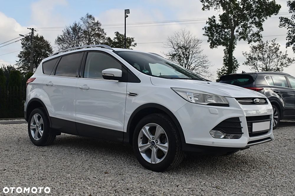 Ford Kuga 2.0 TDCi 2x4 SYNC - 10