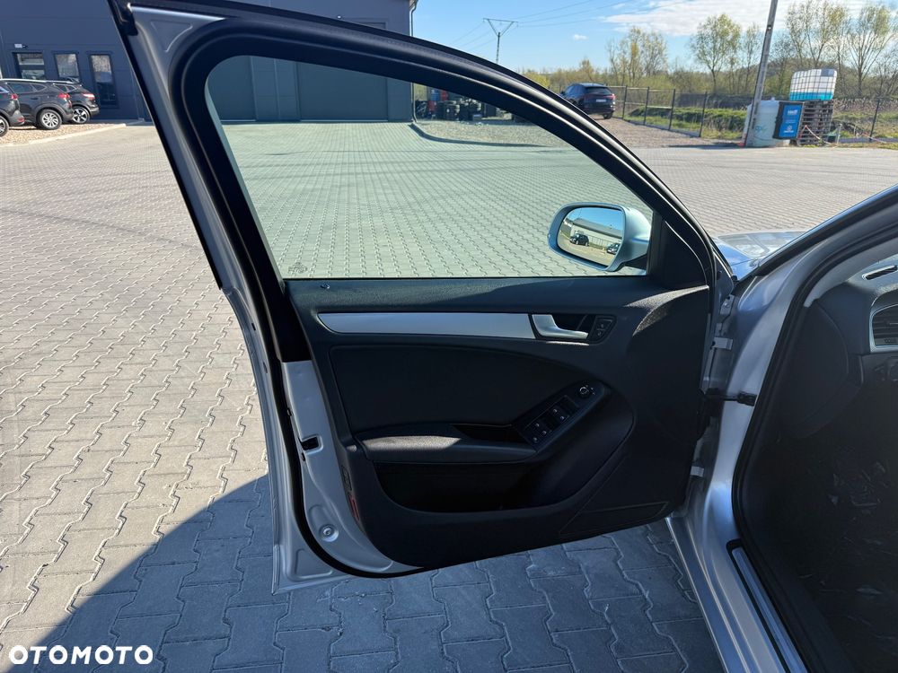 Audi A4 Avant 2.0 TDI DPF - 16