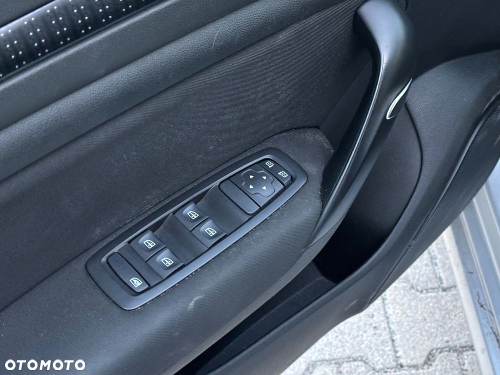 Renault Megane ENERGY TCe 100 INTENS - 15