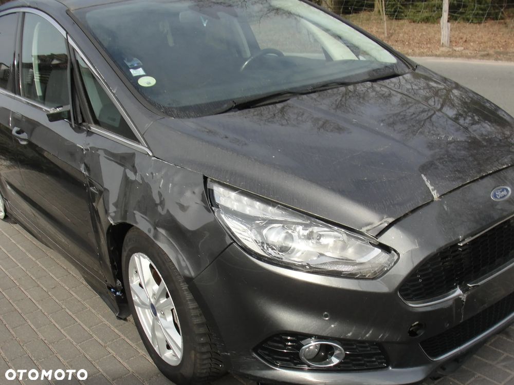 Ford S-Max 2.0 TDCi Titanium PowerShift - 16