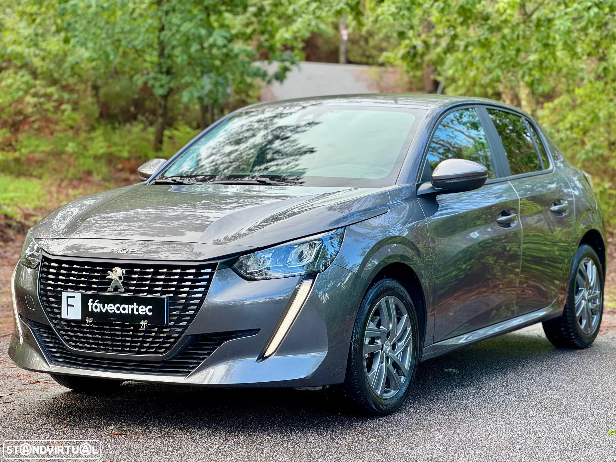 Peugeot 208 1.2 PureTech SE Style - 10