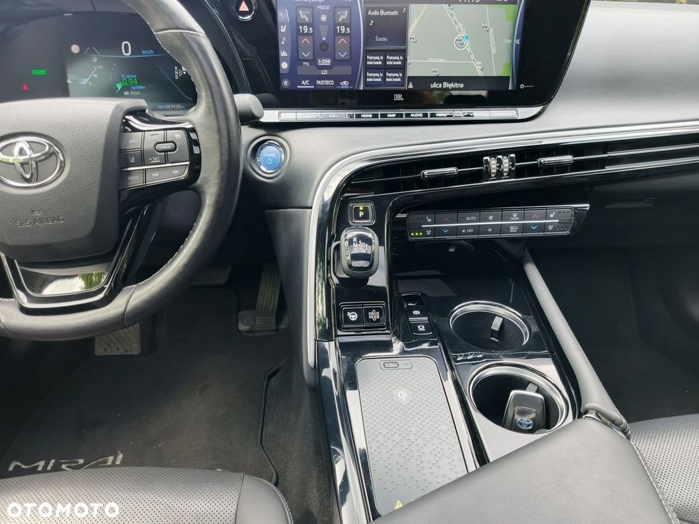 Toyota Mirai - 14