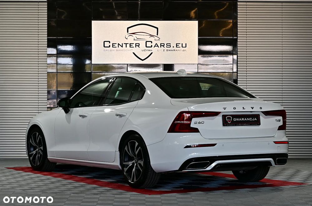 Volvo S60 T4 R-Design - 5