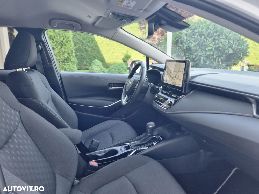 Toyota Corolla 1.8 HSD Dynamic - 12