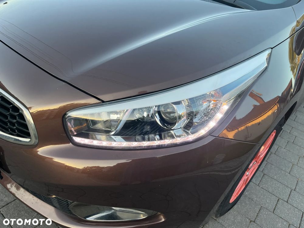 Kia Ceed - 6