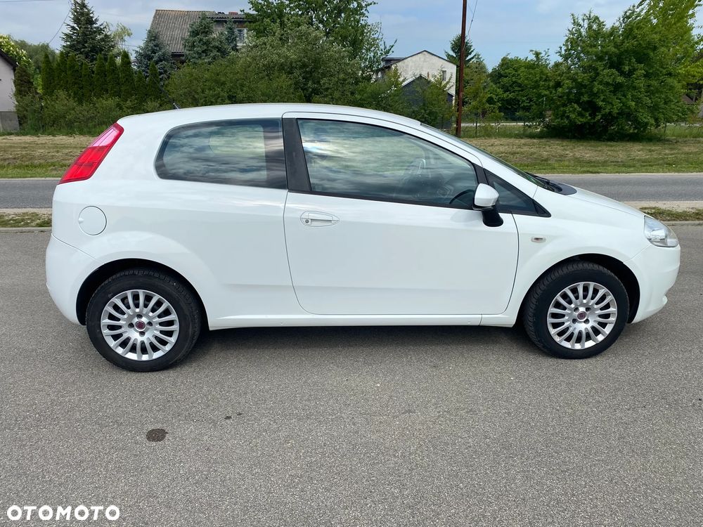 Fiat Grande Punto 1.4 8V - 4