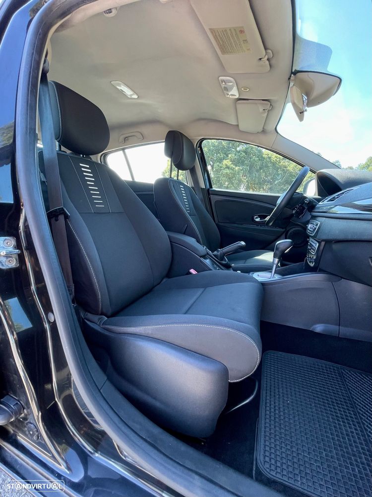 Renault Mégane 1.5 dCi Dynamique S EDC - 12