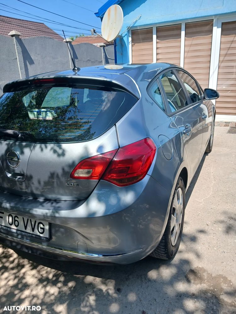 Opel Astra 1.7 CDTI Cosmo - 6