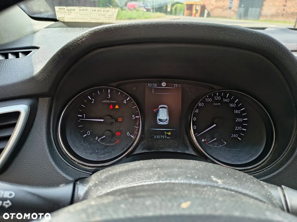 Nissan Qashqai - 23