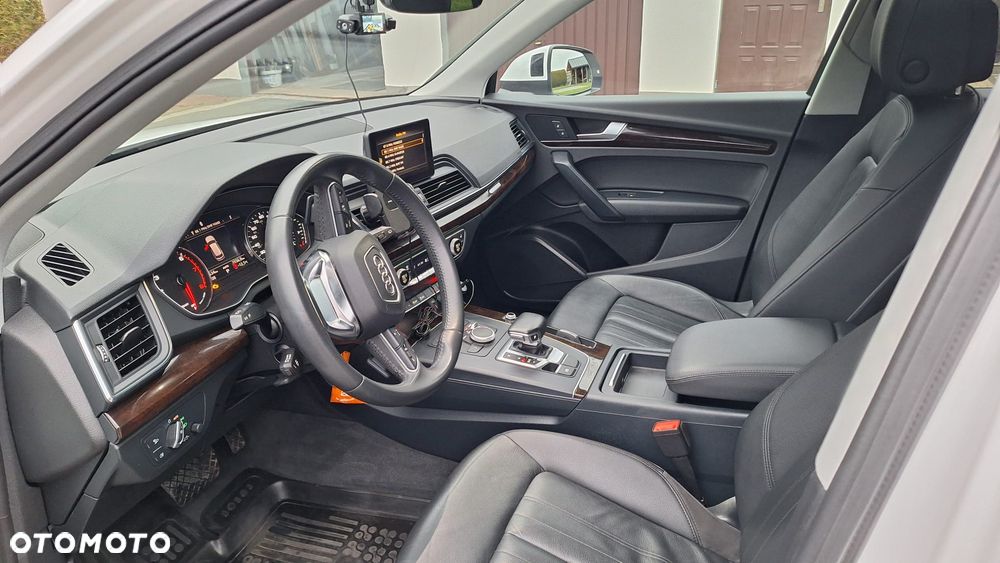 Audi Q5 2.0 TFSI Quattro S tronic design - 6