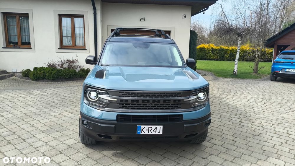 Ford Bronco - 4
