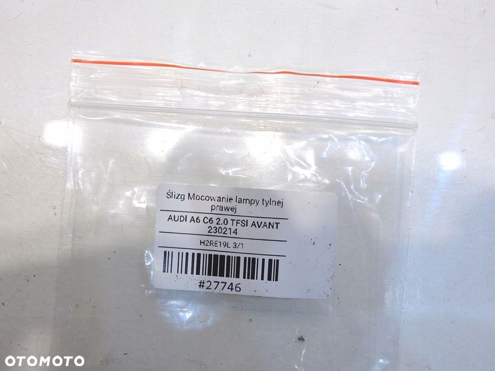 ŚLIZG MOCOWANIE LAMPY PRAWY TYŁ AUDI A6 C6 AVANT - 3
