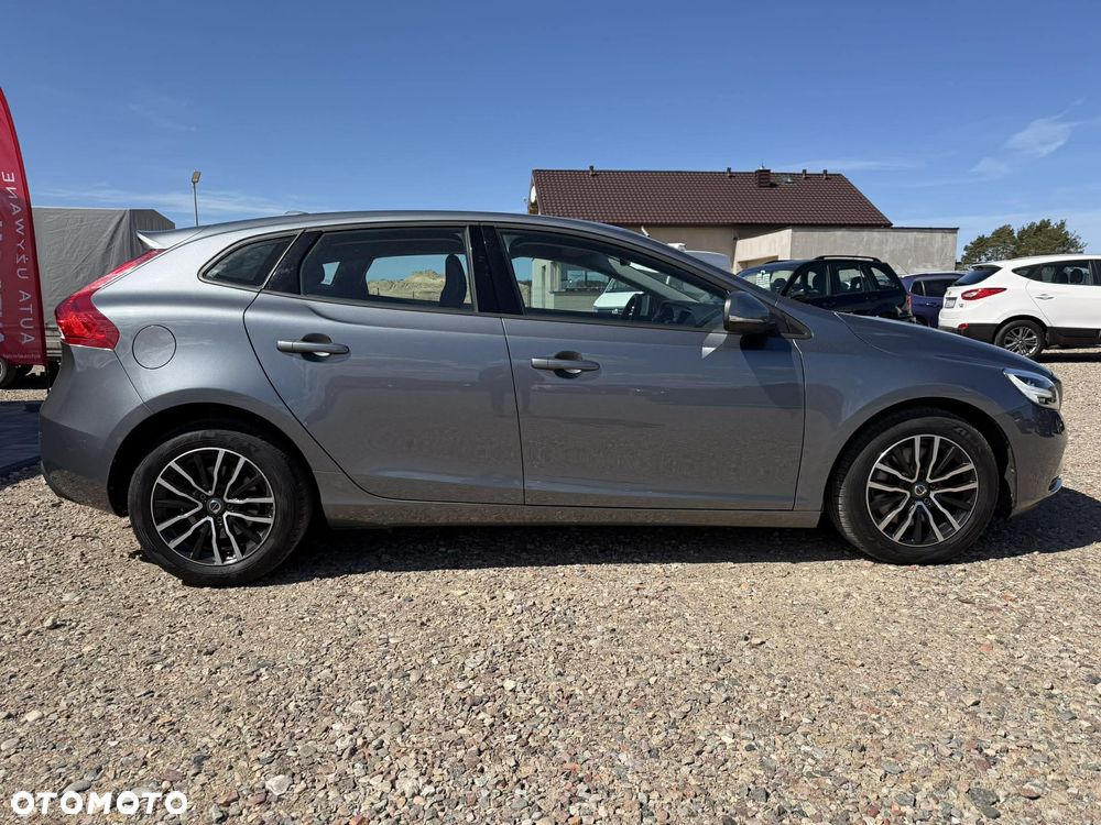 Volvo V40 D3 Geartronic - 9