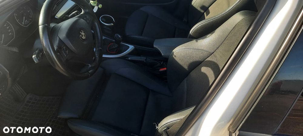 BMW Seria 1 116i - 9