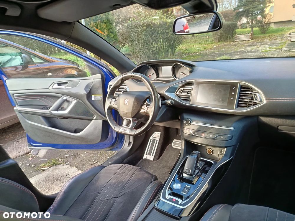 Peugeot 308 BlueHDi FAP 180 EAT8 Stop & Start GT - 10