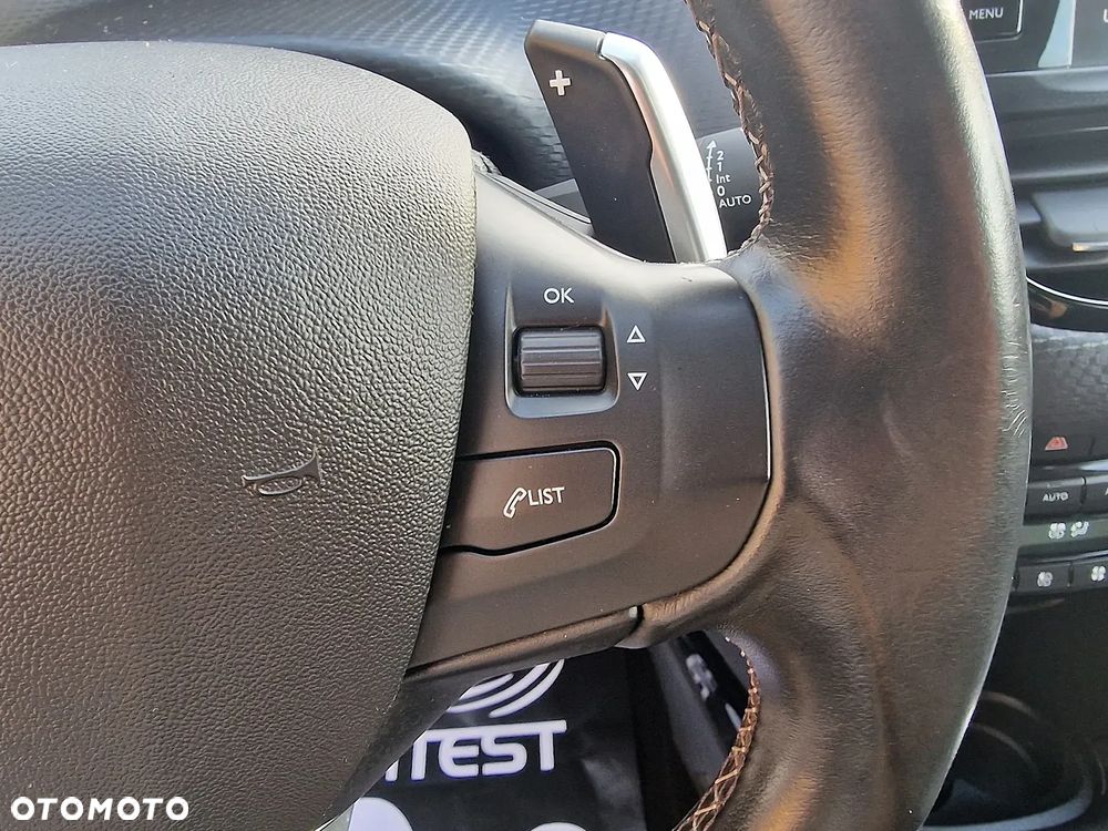 Peugeot 2008 - 19