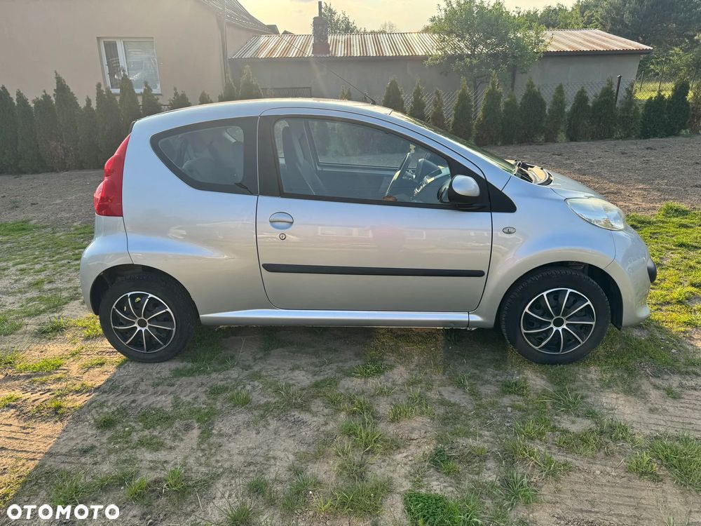 Peugeot 107 1.0 Trendy - 4