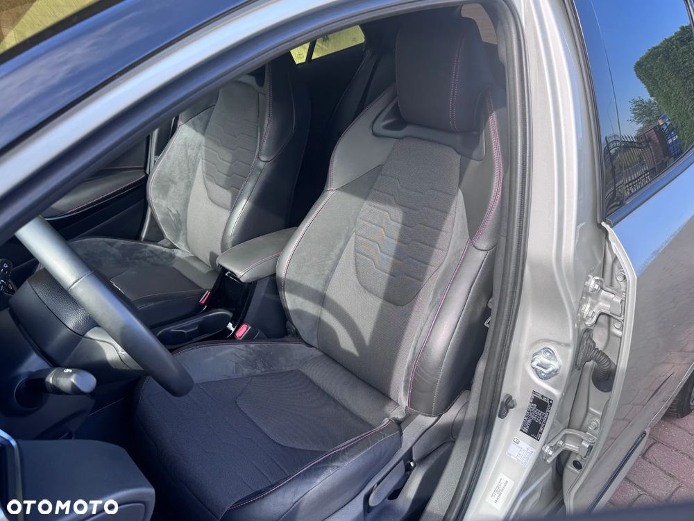 Toyota Corolla 1.8 Hybrid Selection - 9
