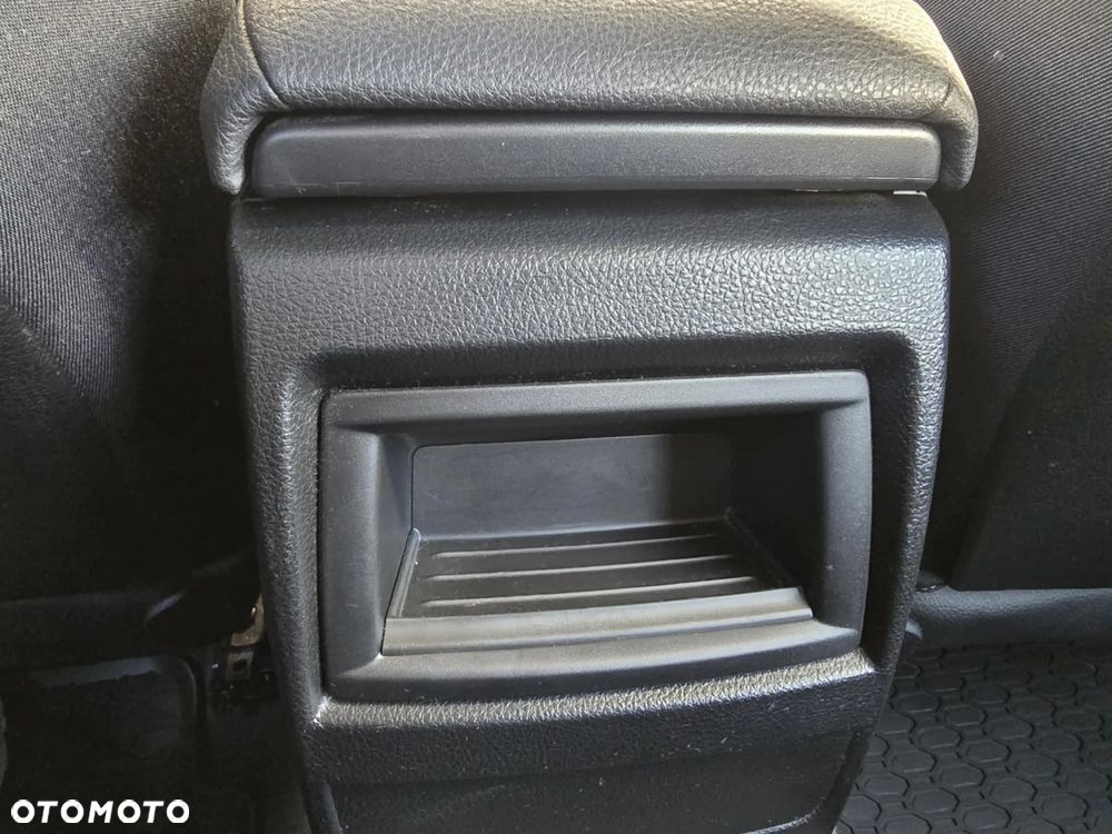 BMW Seria 1 116i Luxury Line - 26