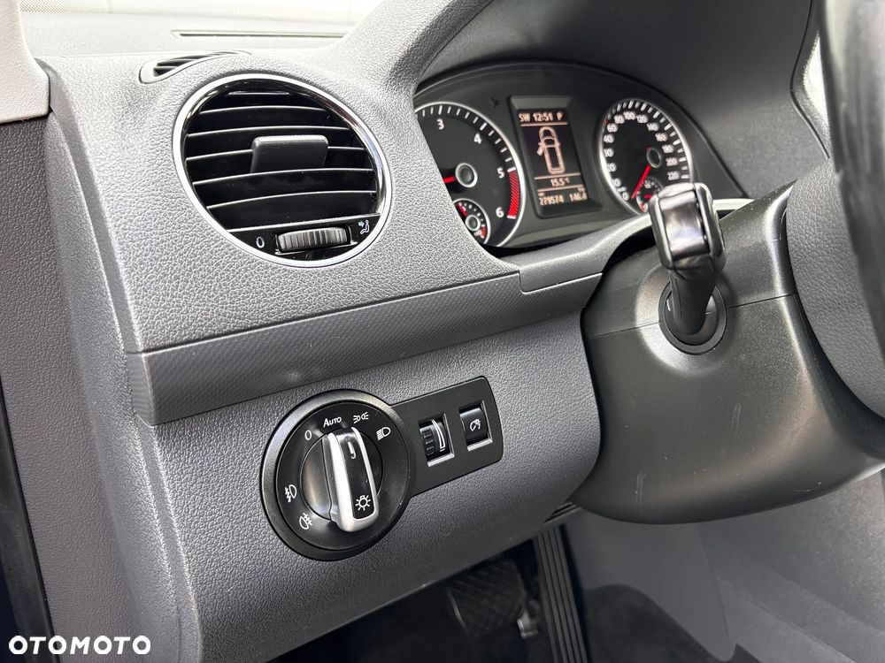 Volkswagen Caddy Cross Trendline DSG - 28