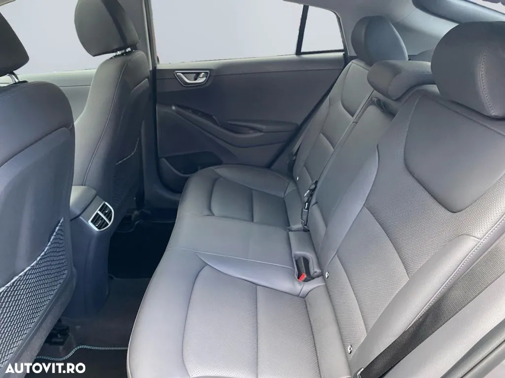 Hyundai IONIQ Hybrid 1.6 GDI Premium - 16