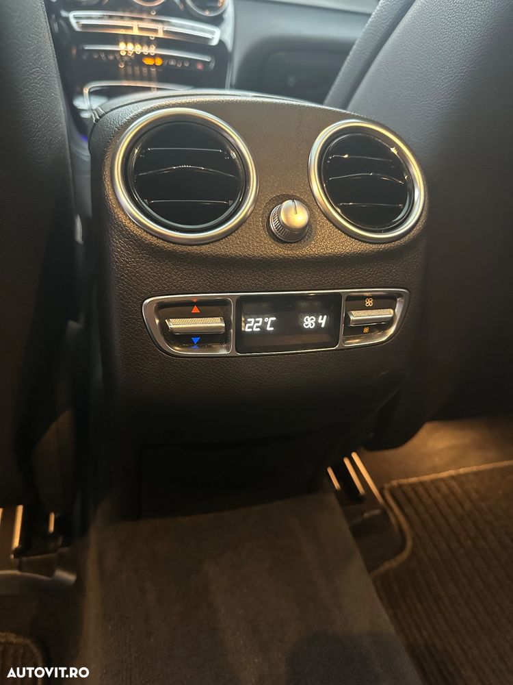 Mercedes-Benz GLC 220 d 4Matic 9G-TRONIC - 22