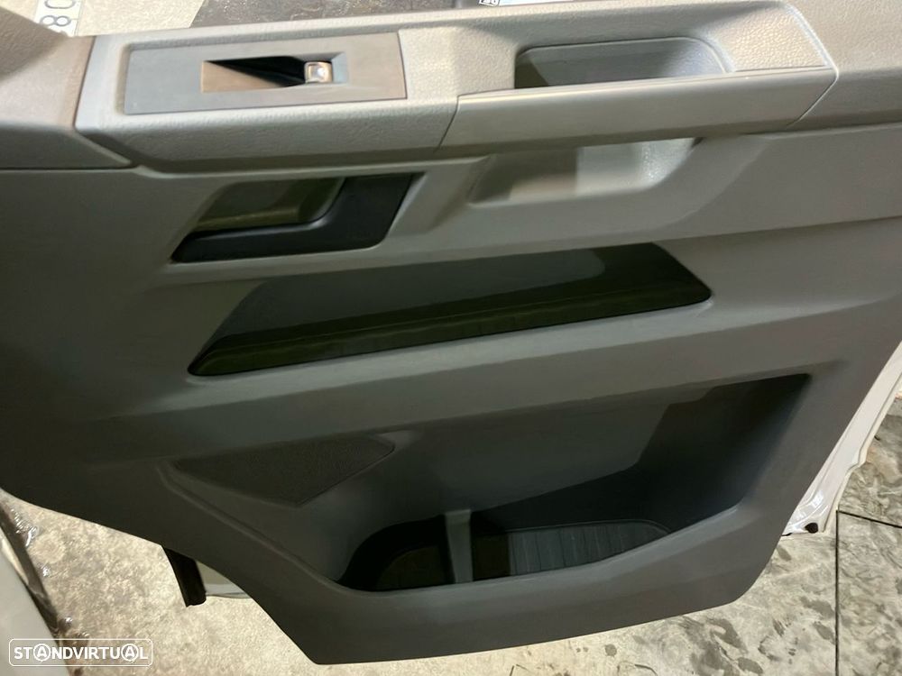 VW Transporter Furgão 2.0Tdi 110Cv - 20