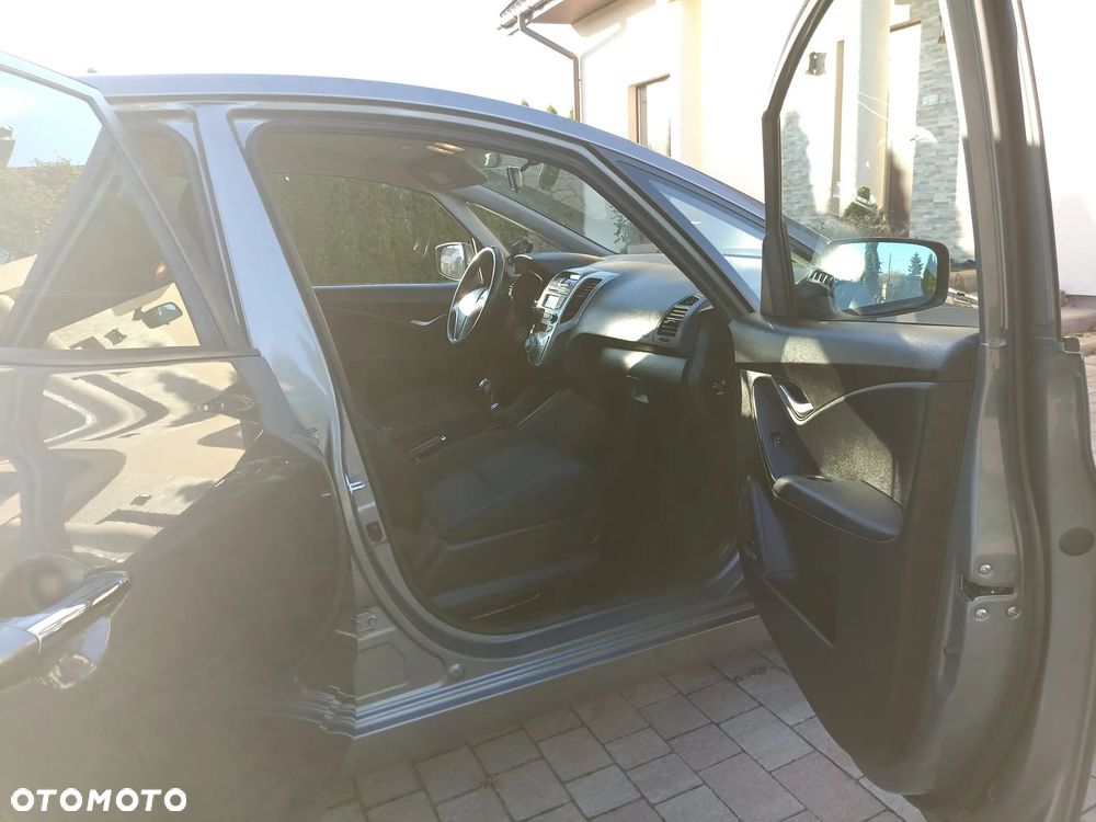 Hyundai ix20 1.6 BlueDrive Comfort - 11