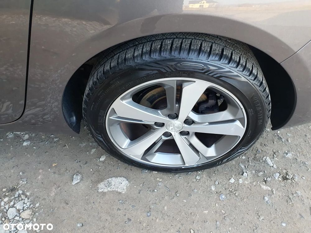 Peugeot 308 HDi FAP 150 Allure - 37