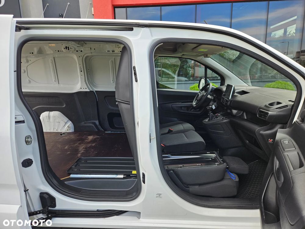 Opel Combo LONG 1.5 TURBO D - 28