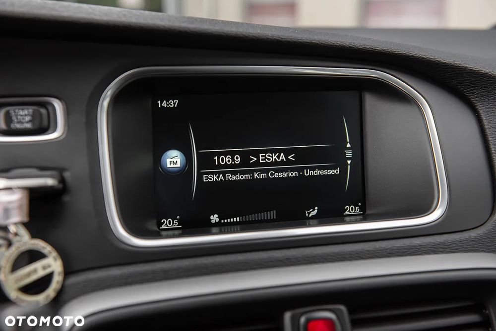 Volvo V40 - 20