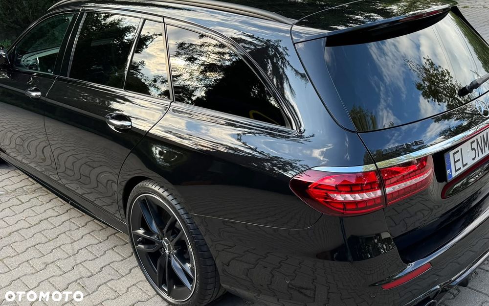 Mercedes-Benz Klasa E AMG 53 4Matic+ AMG Speedshift TCT-9G - 25