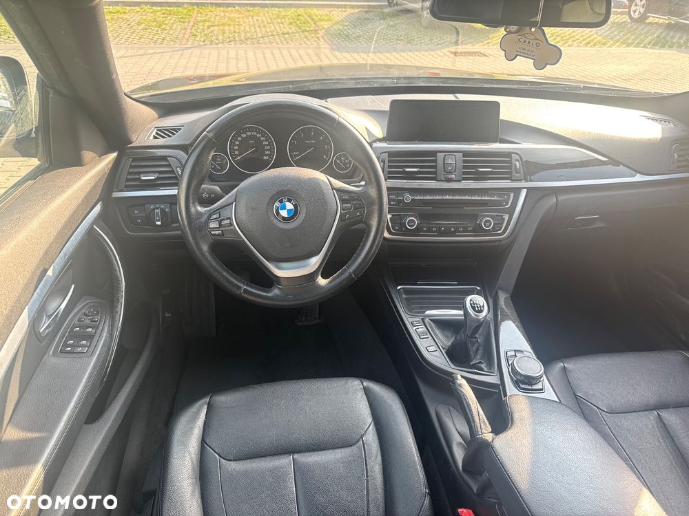 BMW 3GT 318d Luxury Line - 9