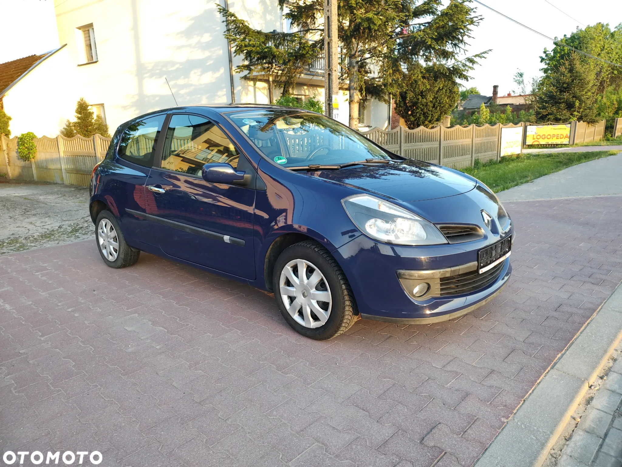 Renault Clio 1.2 TCE Authentique - 2