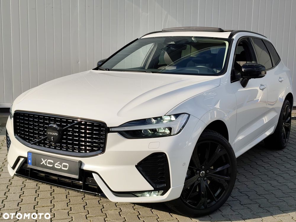 Volvo XC 60 B5 B AWD Ultimate Black Edition - 4