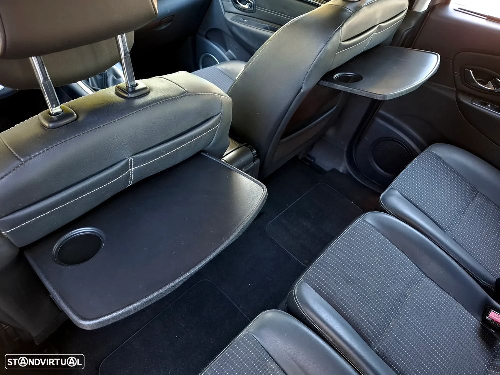 Renault Grand Scénic 1.5 dCi Luxe 7L - 16