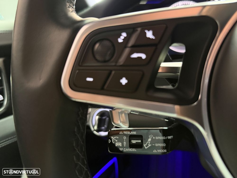 Porsche Panamera Sport Turismo 4 E-Hybrid Edition 10 Anos - 10