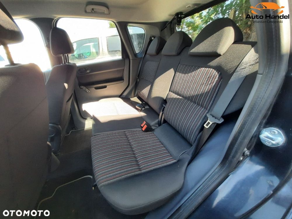 Mitsubishi Colt 1.1 - 32
