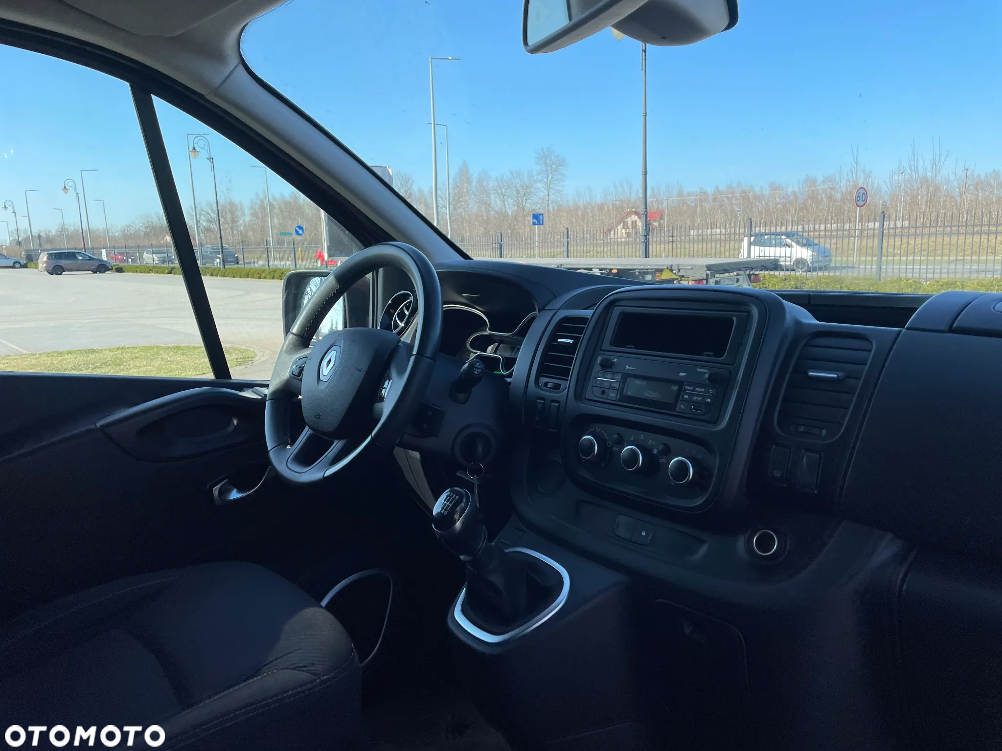 Renault Trafic - 17