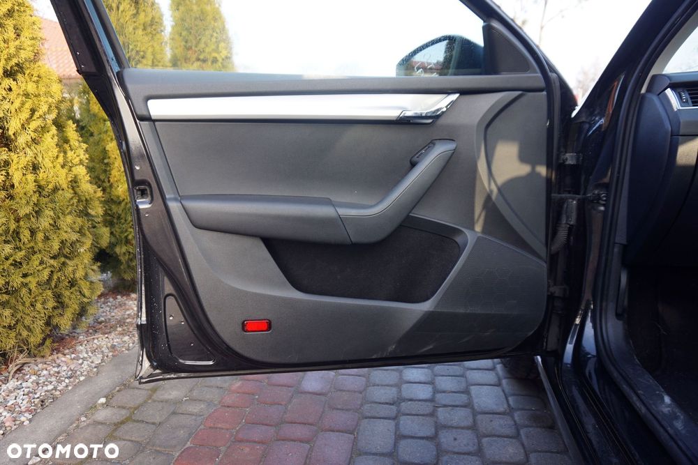 DRZWI PRZEDNIE LEWE OCTAVIA III 5E3 LB LIFTBACK LF9R  CZARNY SKODA 2012-2016 - 5