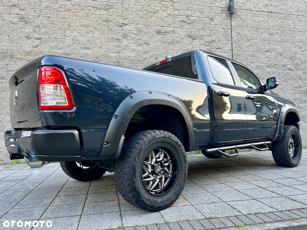 RAM 1500 Crew Cab Shortbed Bighorn - 14