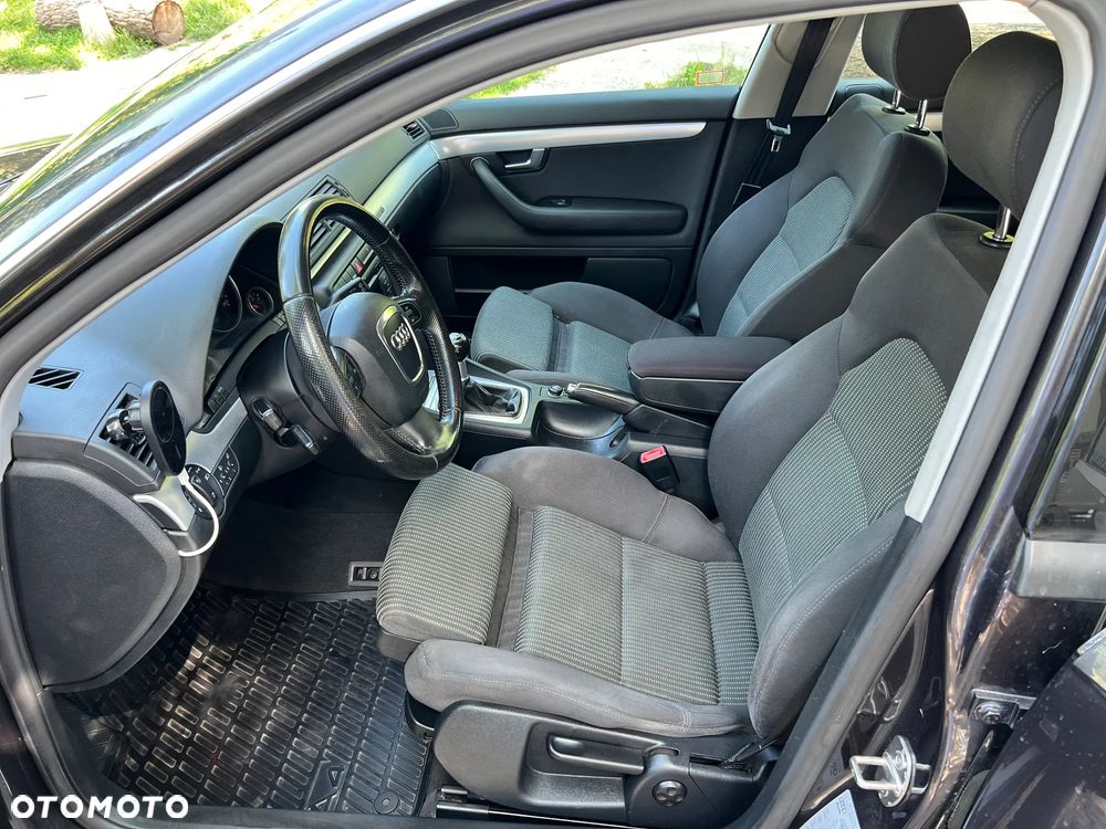 Audi A4 Avant 1.8T Quattro - 16